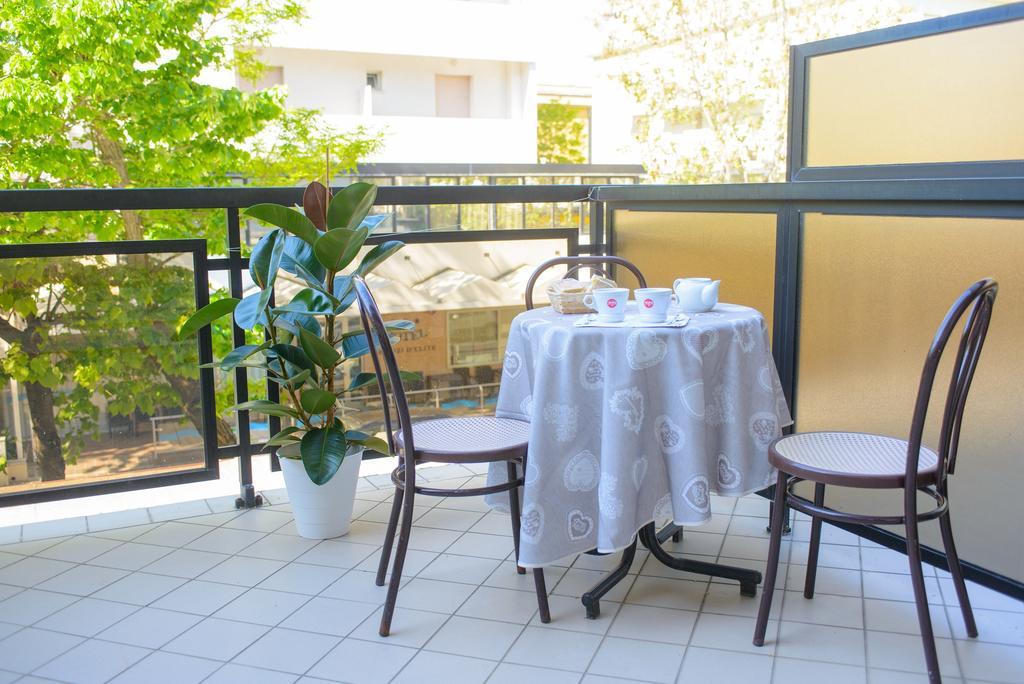 Hotel Maracaibo Rimini Extérieur photo